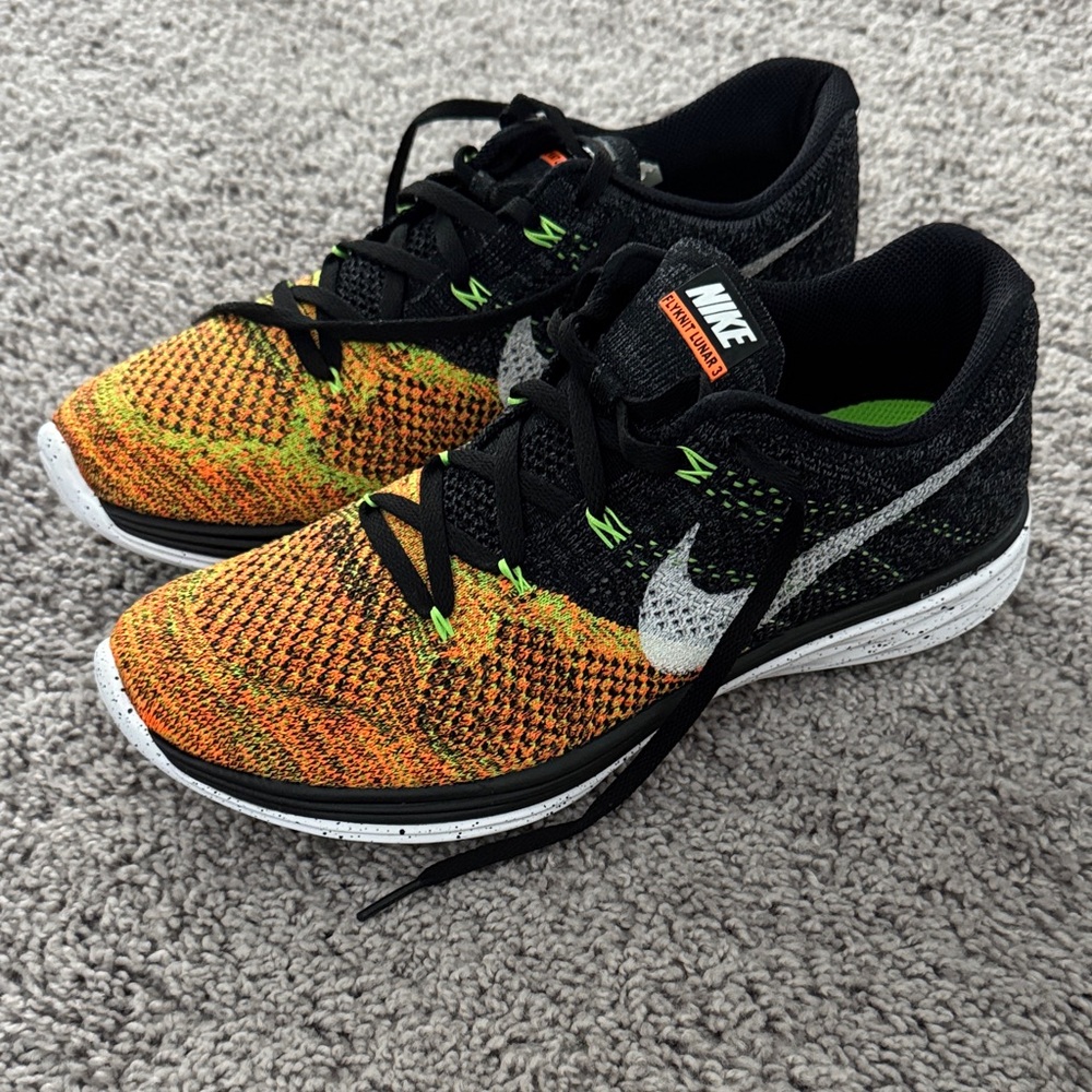Nike Multicolor Knit Sneakers - Orange, Black, Green (RARE)